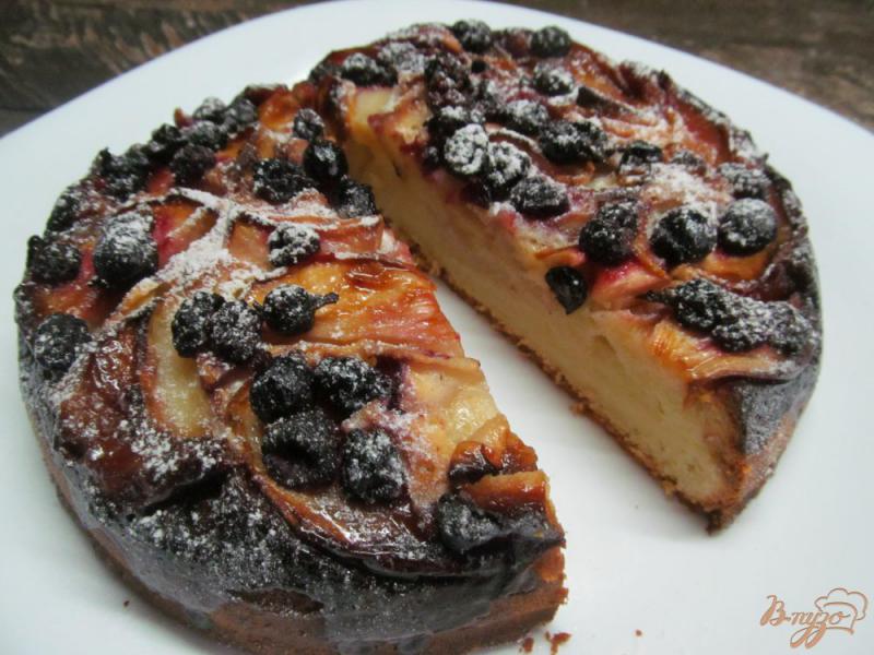 Фото приготовление рецепта: Пирог с фруктами шаг №7