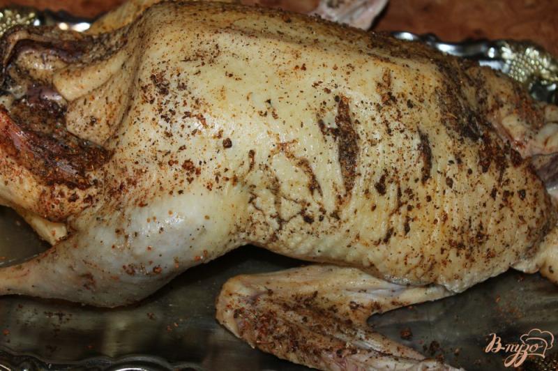 Фото приготовление рецепта: Запеченная утка с картофелем и луком в рукаве шаг №2
