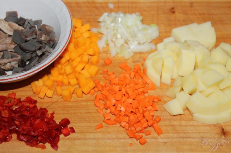 Фото приготовление рецепта: Суп с тыквой, мясом и субпродуктами шаг №1