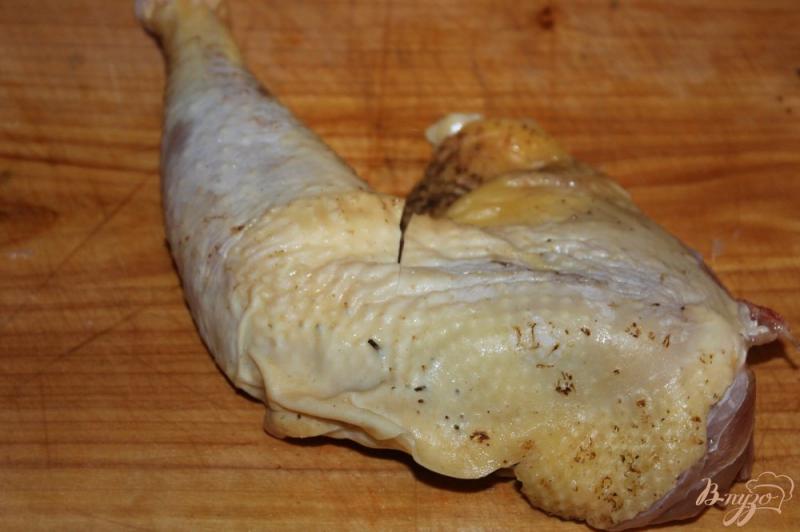 Фото приготовление рецепта: Куриная колбаса с грецким орехом шаг №1