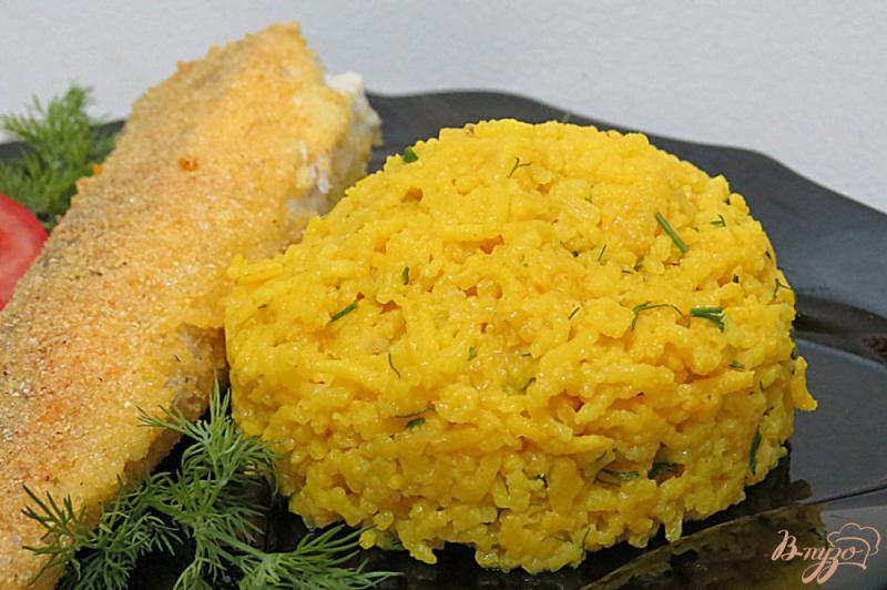 Фото приготовление рецепта: Рис с куркумой и чесноком шаг №7