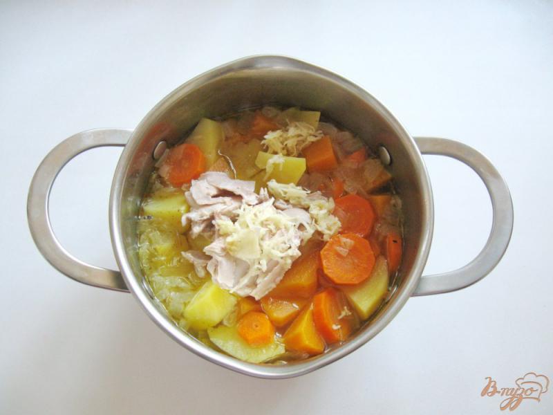 Фото приготовление рецепта: Суп-пюре с тыквой и курицей шаг №6