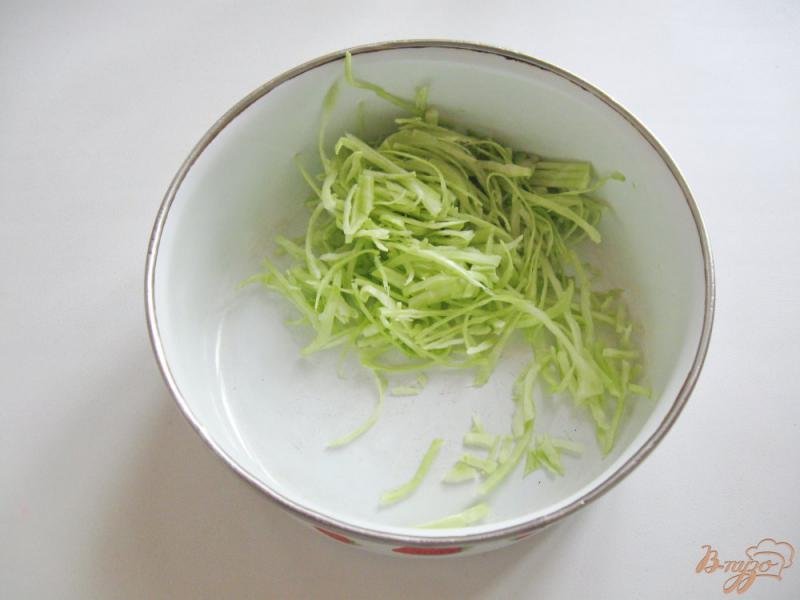 Фото приготовление рецепта: Салат овощной микс с клюквой шаг №1