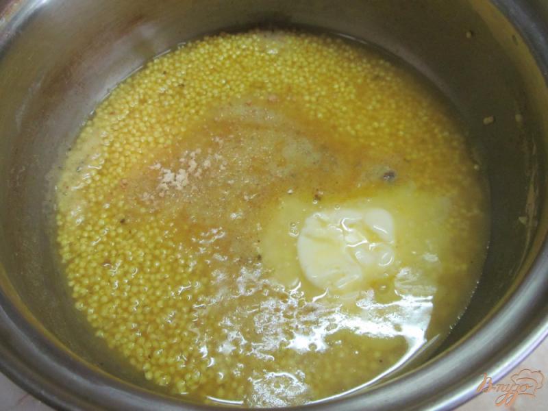 Фото приготовление рецепта: Пшеничная каша с жареными овощами шаг №3
