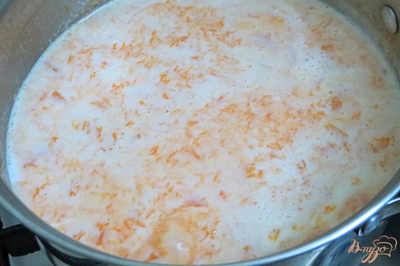 Фото приготовление рецепта: Тыквенная каша с рисом и молоком шаг №5