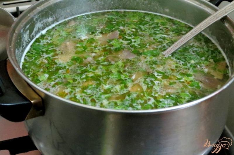 Фото приготовление рецепта: Суп с лесными вешенками и картофельным пюре шаг №8