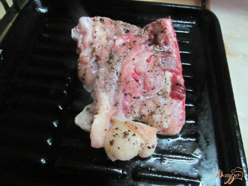 Фото приготовление рецепта: Куриные бедра в соусе пири-пири шаг №2