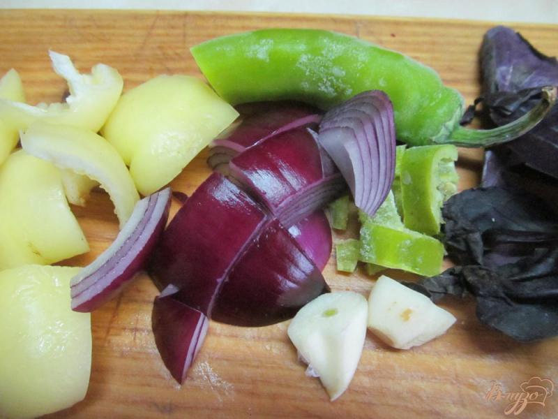Фото приготовление рецепта: Куриные бедра в соусе пири-пири шаг №3