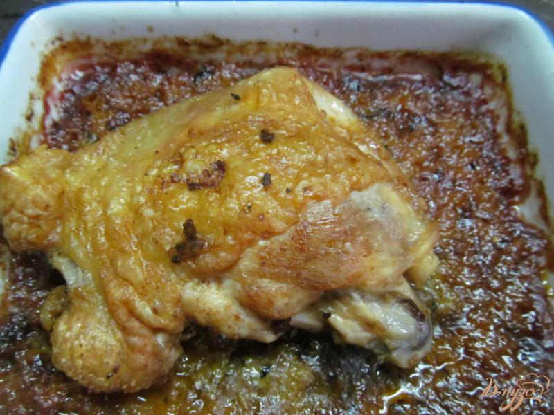 Фото приготовление рецепта: Куриные бедра в соусе пири-пири шаг №7
