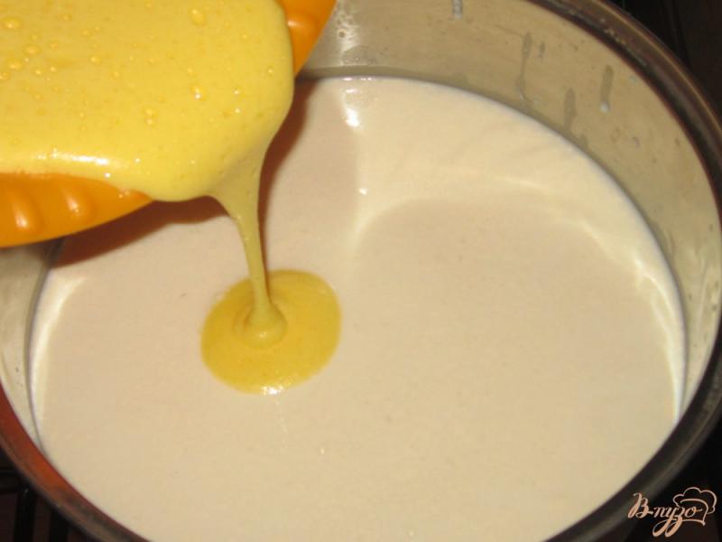 Фото приготовление рецепта: Сыр из скисшего молока шаг №2