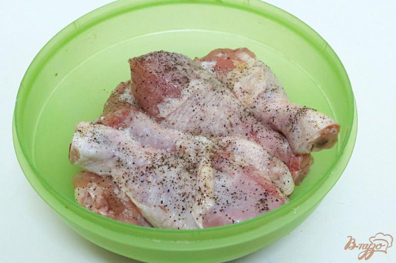 Фото приготовление рецепта: Куриные голени в духовке шаг №2