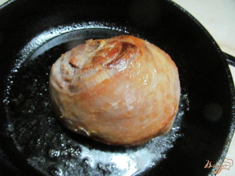 Фото приготовление рецепта: Тушеная индейка с ароматном соусе шаг №1