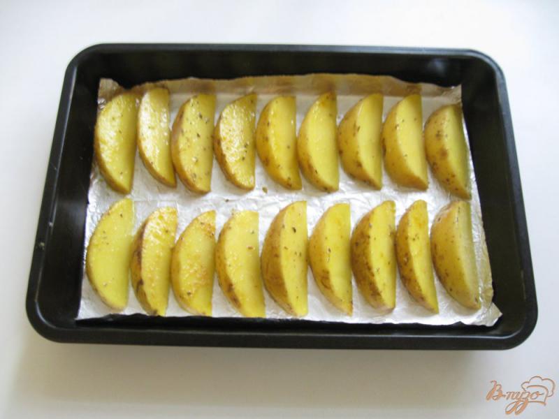 Фото приготовление рецепта: Картофель по - деревенски шаг №5