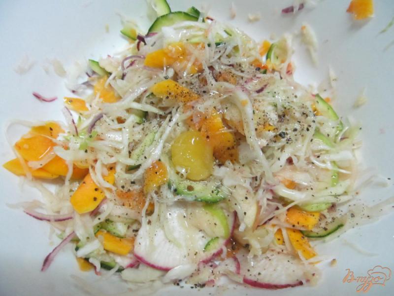 Фото приготовление рецепта: Капустный салат в легком маринаде шаг №5