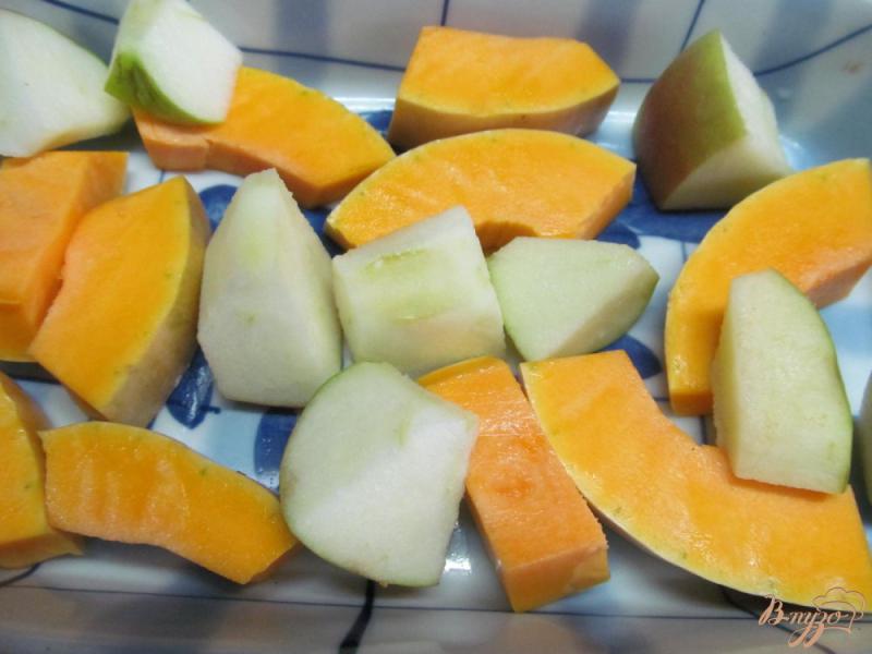 Фото приготовление рецепта: Десерт из тыквы с яблоком и апельсином шаг №1