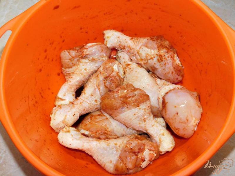 Фото приготовление рецепта: Куриные голени в соевом маринаде шаг №2