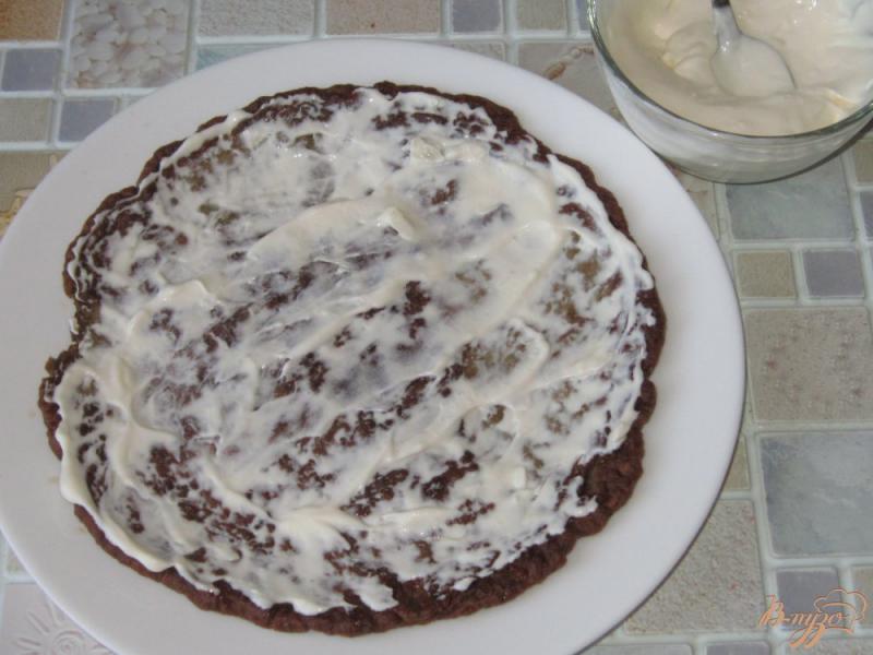 Фото приготовление рецепта: Печеночный торт с двойной начинкой шаг №14