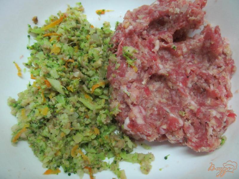 Фото приготовление рецепта: Котлеты с овощным и мясным фаршем шаг №3
