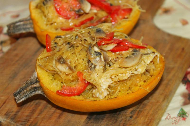 Фото приготовление рецепта: Фаршированная тыква грибами и сыром шаг №7