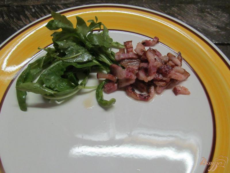 Фото приготовление рецепта: Овощной салат с беконом шаг №2