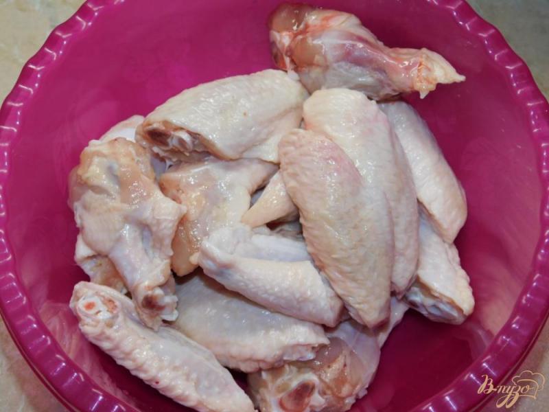 Фото приготовление рецепта: Крылышки в  маринаде из соевого соуса шаг №1