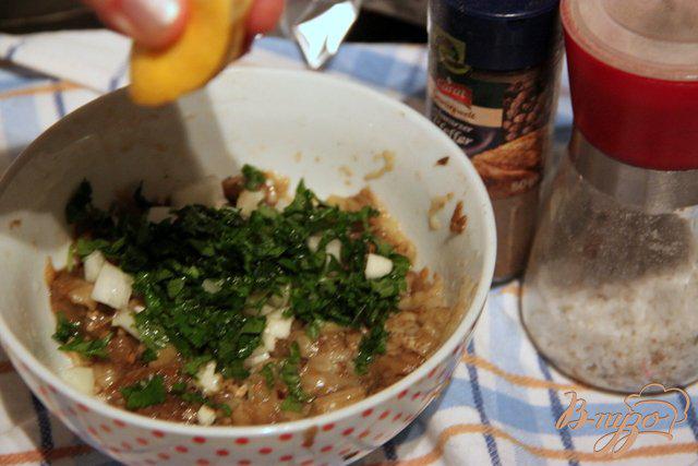 Фото приготовление рецепта: Мелидзаносалата  - салат из баклажанов по-гречески шаг №3