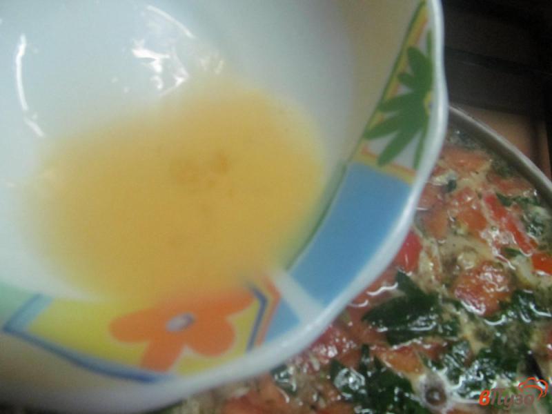 Фото приготовление рецепта: Суп с пастой орсо на беконе с оливками и шпинатом шаг №7