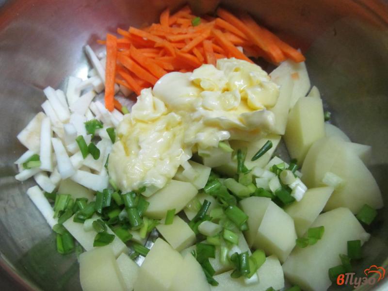 Фото приготовление рецепта: Суп с клецками из картофеля с мясным фаршем шаг №1