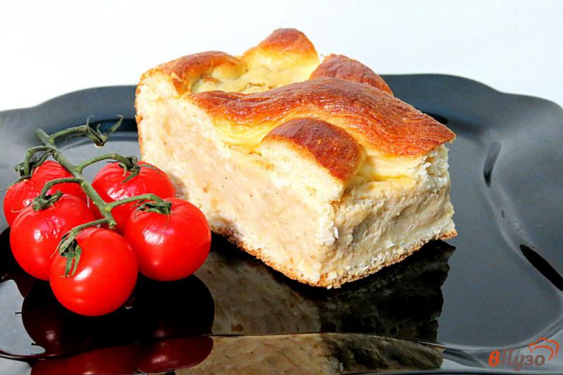 Фото приготовление рецепта: Дрожжевой пирог с мясом и картофелем шаг №18