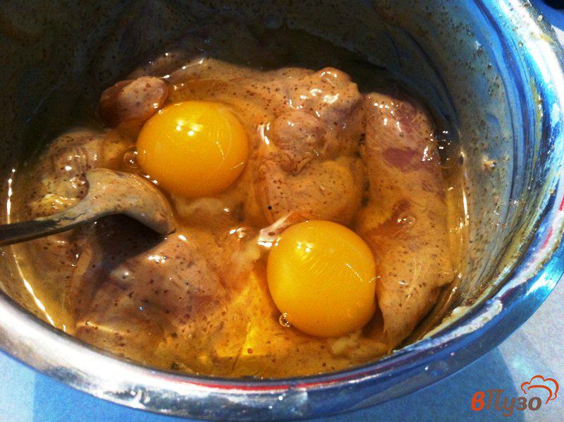Фото приготовление рецепта: Куриные отбивные в пикантном соусе шаг №5