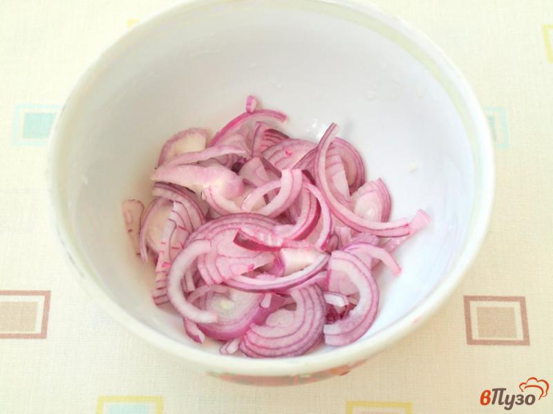 Фото приготовление рецепта: Салат из свеклы с фетой и кедровыми орешками шаг №1