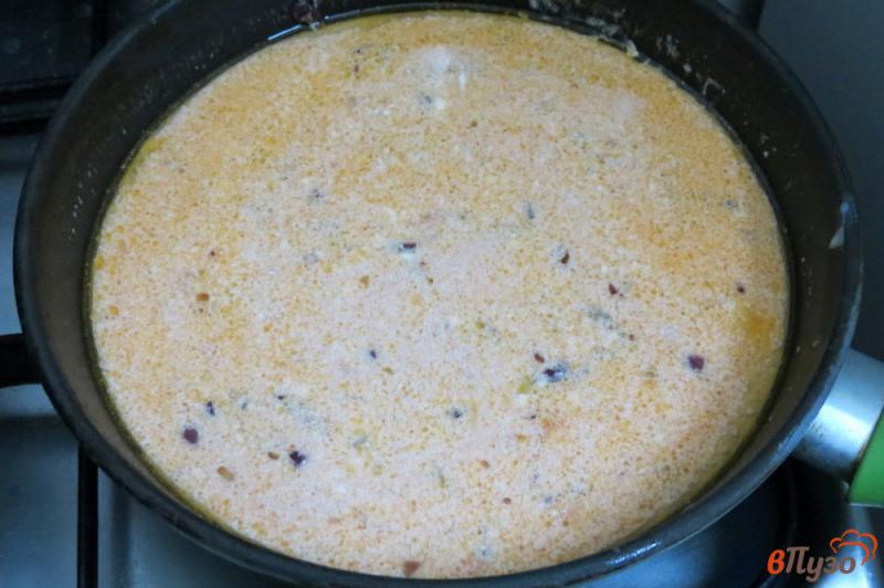 Фото приготовление рецепта: Фрикадельки к гарниру  в томатном соусе шаг №8