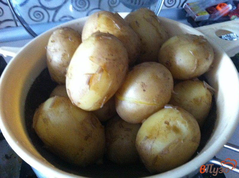 Фото приготовление рецепта: Запеченный молодой картофель с копченым салом шаг №1