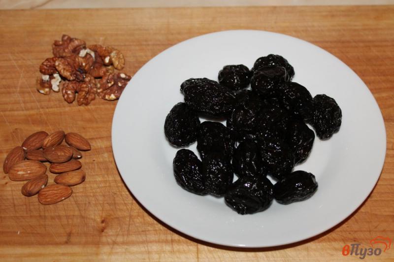 Фото приготовление рецепта: Конфеты из чернослива в ореховой панировке шаг №1
