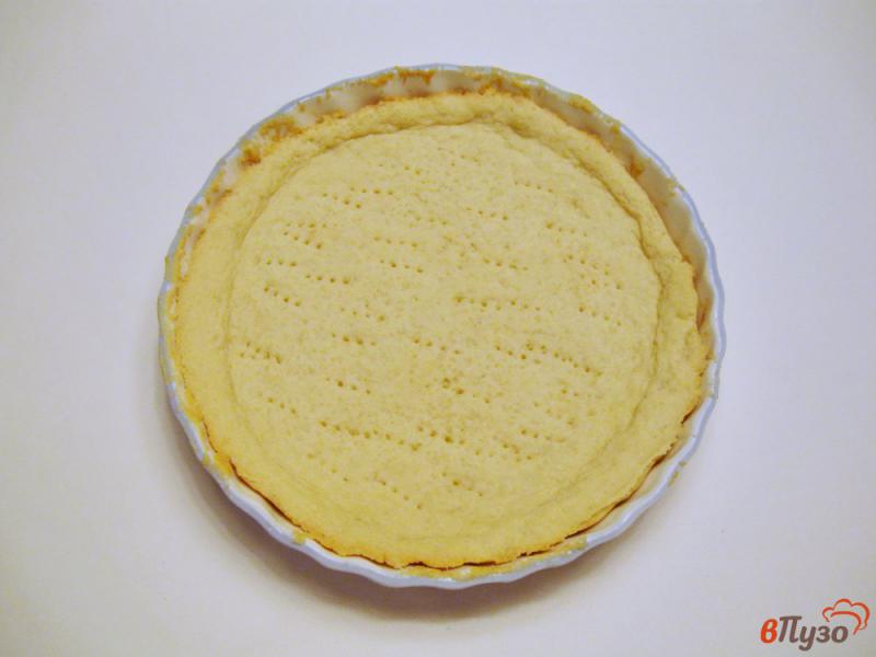 Фото приготовление рецепта: Песочный пирог с яблоками и меренгой шаг №4