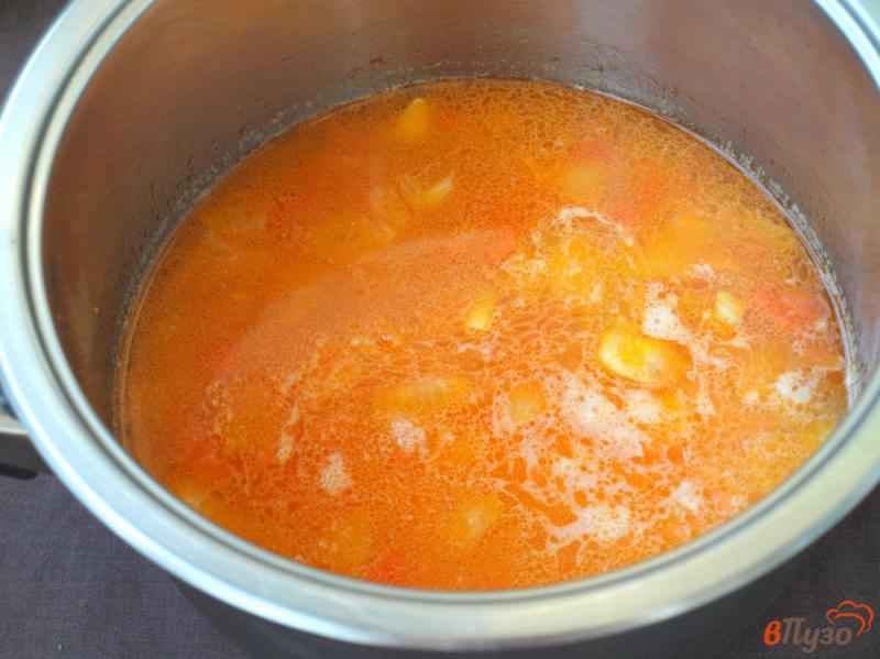 Фото приготовление рецепта: Суп-пюре из риса с чечевицей шаг №3