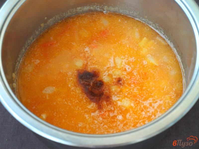 Фото приготовление рецепта: Суп-пюре из риса с чечевицей шаг №4