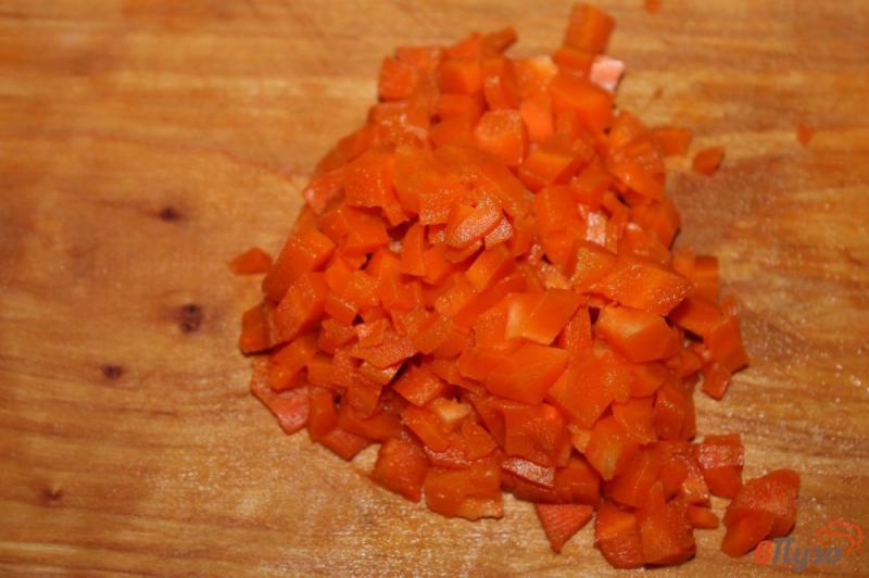Фото приготовление рецепта: Салат с ветчиной, морковью и картофелем шаг №2