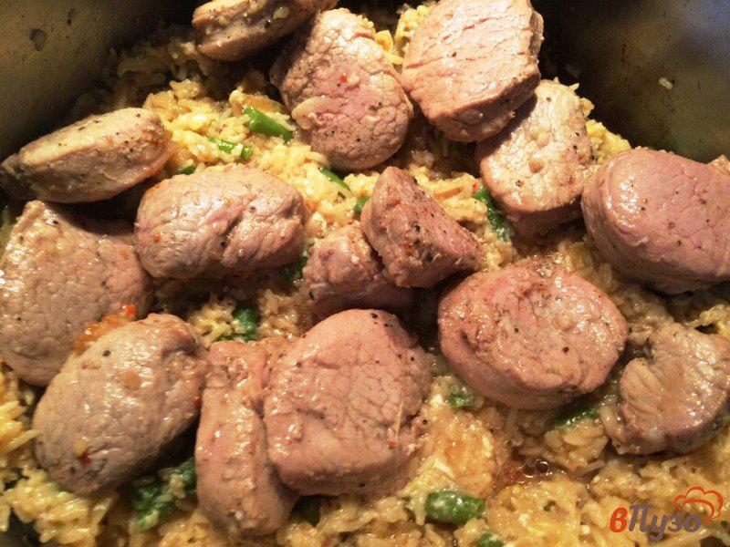 Фото приготовление рецепта: Филе свинины с гарниром из риса шаг №7
