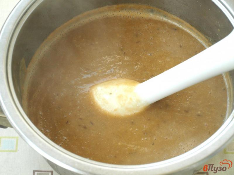 Фото приготовление рецепта: Суп-пюре с баклажанами и красной чечевицей шаг №5