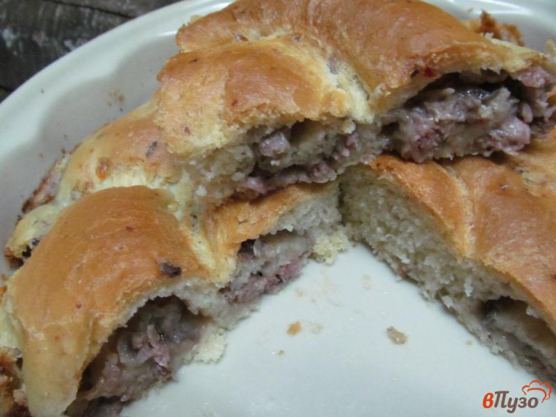 Фото приготовление рецепта: Пирог с мясом на картофельном тесте шаг №9