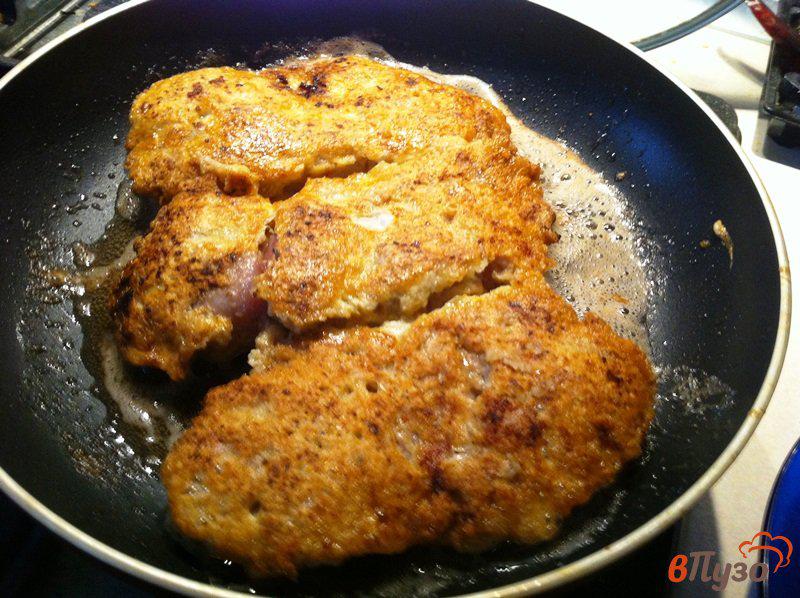 Фото приготовление рецепта: Куриное филе с аппетитной корочкой шаг №9