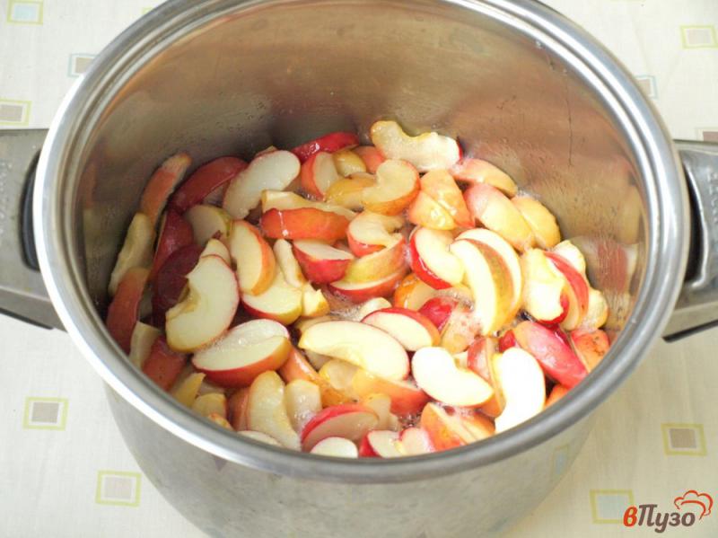 Фото приготовление рецепта: Прозрачное варенье из яблок шаг №3