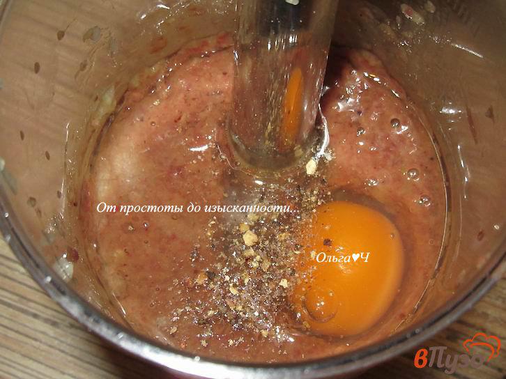 Фото приготовление рецепта: Печеночные оладьи шаг №3