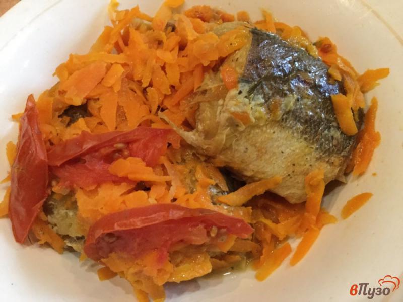Фото приготовление рецепта: Тушеная морская рыба с овощами в мультиварке шаг №8