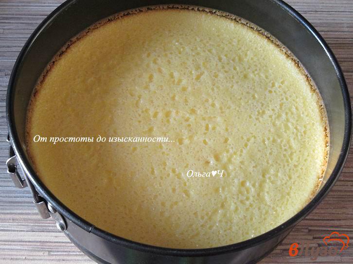 Фото приготовление рецепта: Сырный торт шаг №6