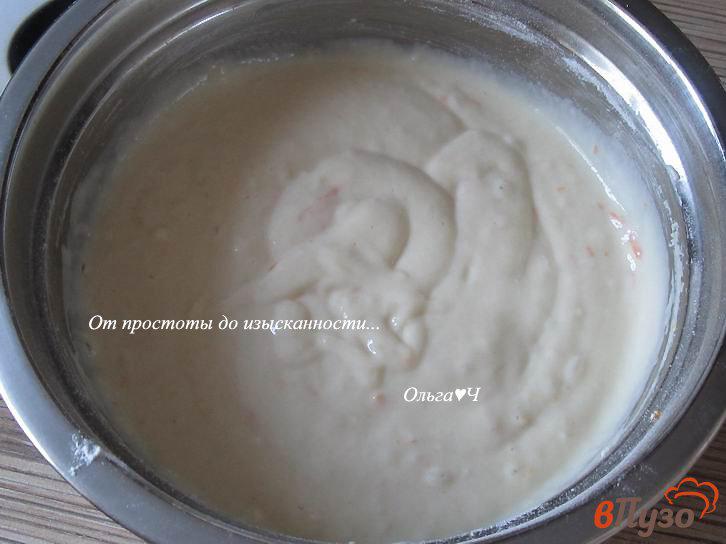 Фото приготовление рецепта: Йогуртовые оладьи с апельсином шаг №3