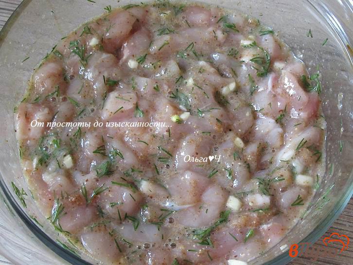 Фото приготовление рецепта: Куриное филе, запеченное с кориандром и укропом шаг №2