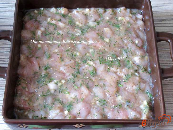 Фото приготовление рецепта: Куриное филе, запеченное с кориандром и укропом шаг №3