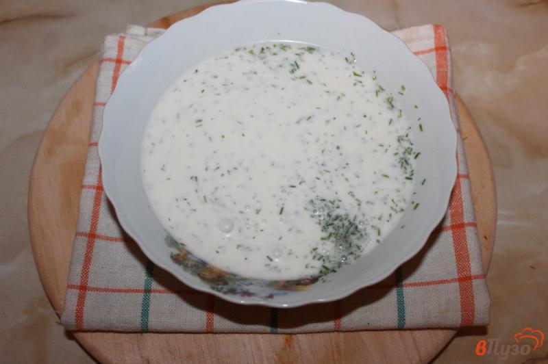 Фото приготовление рецепта: Блины с мясом и сыром запеченные в сметанном соусе шаг №7